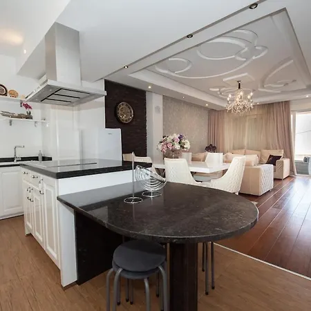 Daire Luxury Sea View *
